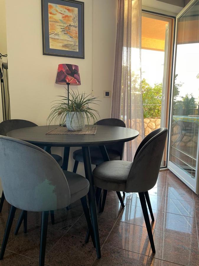 יאדראנובו Apartments Villa Antonia מראה חיצוני תמונה