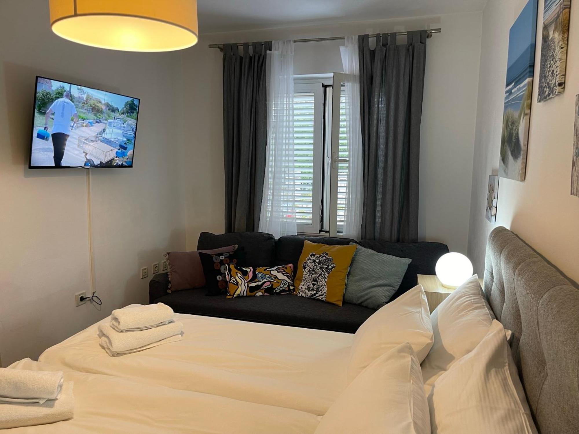 יאדראנובו Apartments Villa Antonia מראה חיצוני תמונה